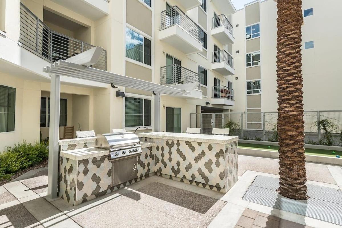 Paradise Cozysuites Under The Palms With Jacuzzi 18 Phoenix Dış mekan fotoğraf