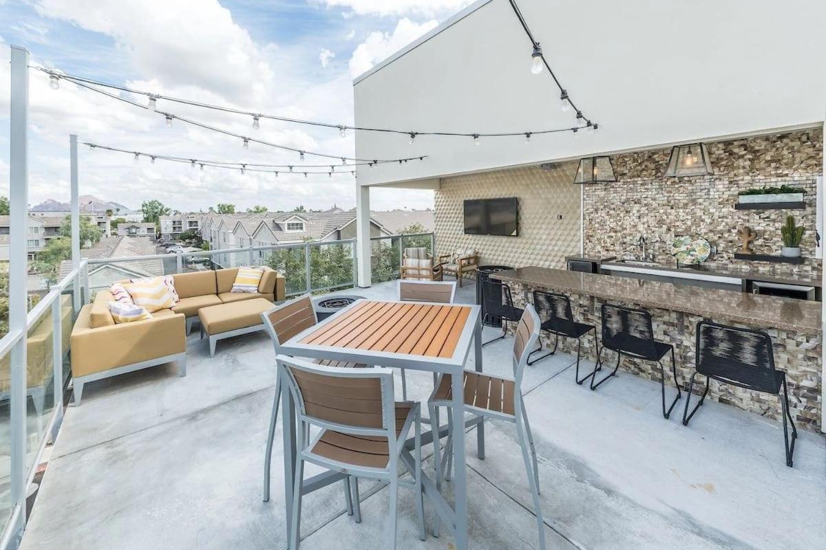 Paradise Cozysuites Under The Palms With Jacuzzi 18 Phoenix Dış mekan fotoğraf